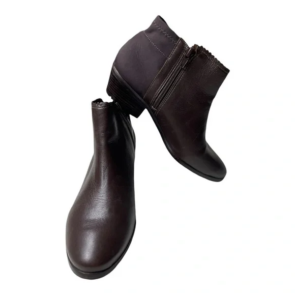 Jack Rogers Women’s Bailee Brown Leather Ankle Boots - Picture 2 of 11